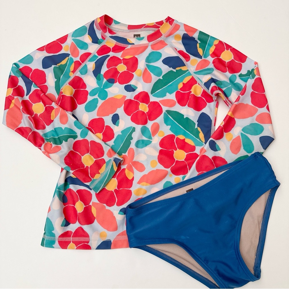 Tea Collection Floral long-sleeve rash guard and bottoms